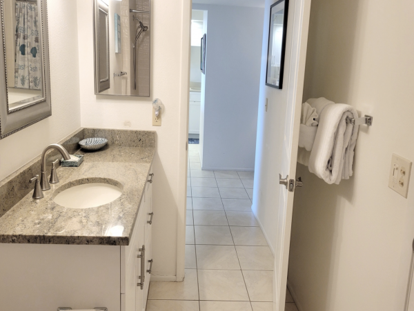 Longboat Key Vacation Rental - Florida Beachfront Condo with Pool & Tennis